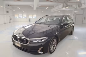 BMW 530 XDRIVE LUXURY AUTO TOURING STATION WAGON