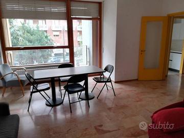 Appartamento di 140 m² con più di 5 locali a Torin