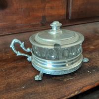 zuccheriere e vassoio