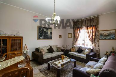 Appartamento - Aci Sant'Antonio