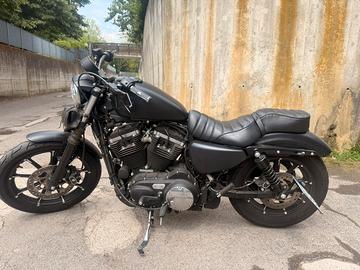 Harley-Davidson Iron 883