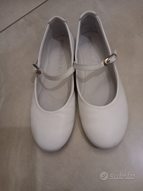 Scarpe eleganti per bambina