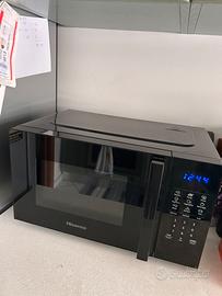 Microonde Hisense con grill NERO