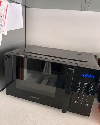 Microonde Hisense con grill NERO