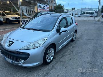 Peugeot 207 1.6 HDi 90CV SW XS Ciel - 2009