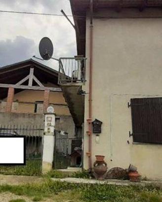 Immobile in asta di 124 m² con 4 locali a Rocchett