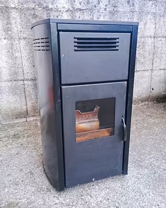 Idro Stufa a pellet Ungaro 