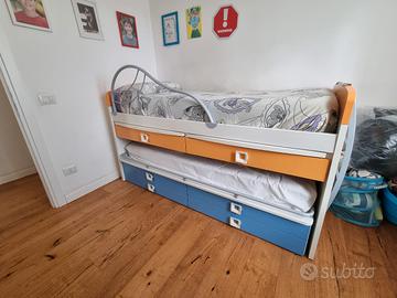 letto, con letto estraibile, scrivanie e cassetti