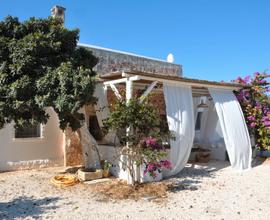 Carovigno villa con piscina e ampio uliveto