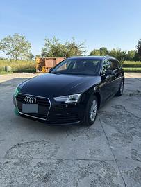 AUDI A4 AVANT 2.0 TDI 122 CV S TRONIC BUSINESS