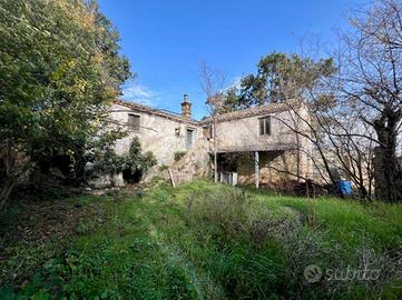 TERRENO A MOSCIANO SANT'ANGELO
