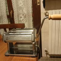 dispositivo manuale per pasta sfoglia e tagliatell
