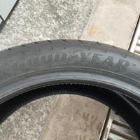 Gomma 1 Estiva- 4 Invernale 245/40 R19 per Cupra