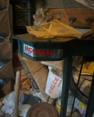 Capsulatrice manuale “Mondial”
