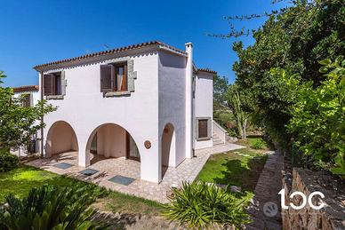 Suggestivo appartamento in centro a San Teodoro