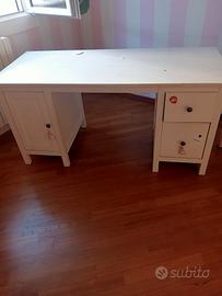 scrivania 