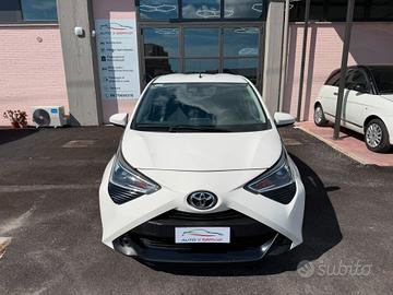Toyota Aygo 1.0 VVT-i 72 CV 5 porte x-cool MMT
