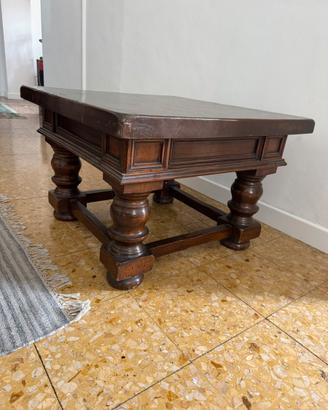 Tavolino in legno massello artigianale