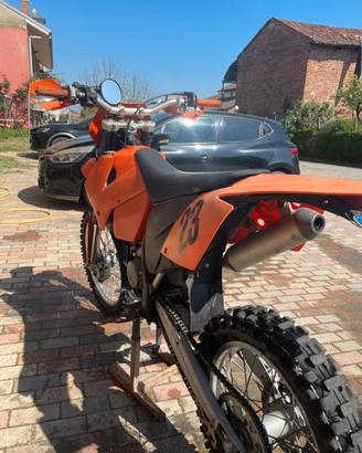 KTM 125 exc  omologata buone condizioni