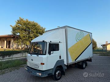 Nissan ECO-T 100 3.0TDi Patente B
