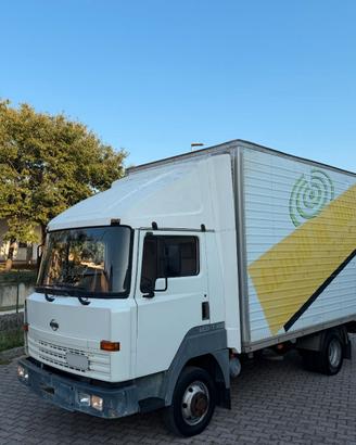 Nissan ECO-T 100 3.0TDi Patente B