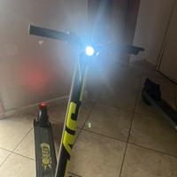 monopattino elettrico valentino rossi