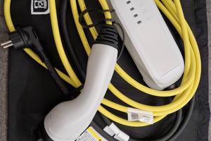 caricatore auto elettrica volkswagen skoda seat