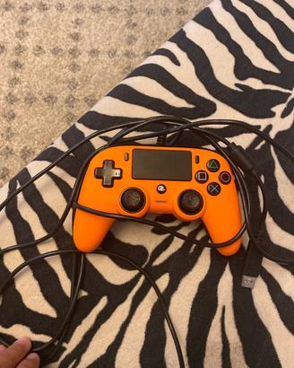 Nacon Wired Compact Controller  per PS4 e PC
