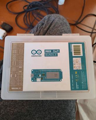 Arduino MKR IoT bundle