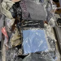 1600 pezzi sciarpe e pashmine