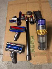 Dyson V15