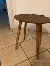Tavolino in legno
