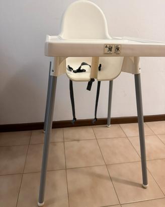 Seggiolone Ikea con vassoio