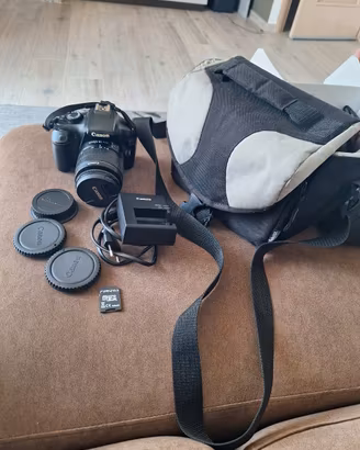 Fotocamera Reflex Canon Eos 1100D
