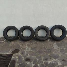 gomme Michelin agilis 195/75/16 c  107/105r 