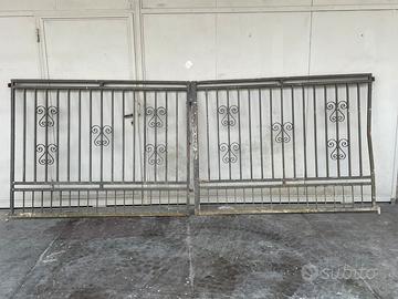 Cancello a due ante