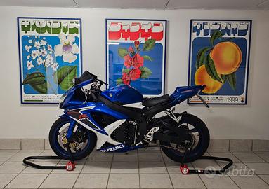 Suzuki GSX-R 750 (K8)