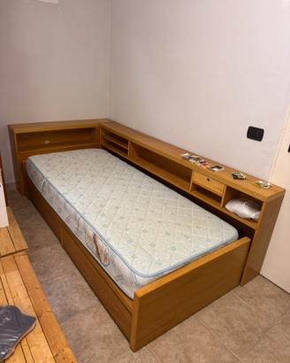 Letto singolo in vero legno