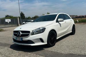 Mercedes Benz Classe A 180D Sport 2016