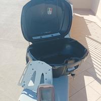 Bauletto GIVI per scooter e moto