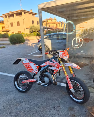 hm 125 2t