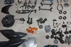  ricambi scooter, f 12, zip, aerox, booster, ...