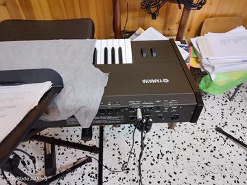 Yamaha s70xs