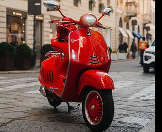 Vespa 946 (RED) 2.300km