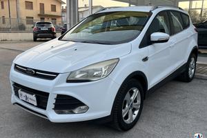 Ford Kuga 2.0 TDCI 140 CV 2WD Titanium