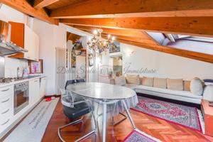 Appartamento di 80 m² con 3 locali a Milano
