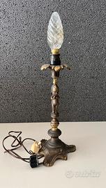 Lampada da tavolo