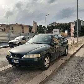 OPEL Vectra 1ª serie - 2004