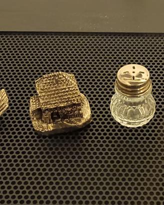 Oggetti decorativi in miniatura cristallo e metall