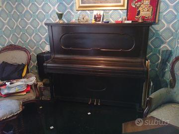Pianoforte verticale anni 30